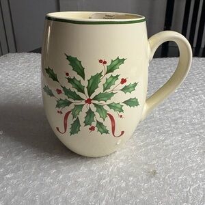 LENOX Holiday Cocoa Mug Holly Berries & Ribbons
